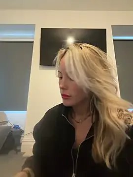 Daisyprin — Striptease show