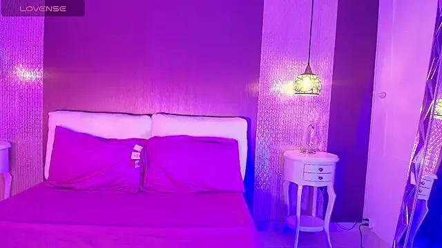 Freechat DannaDooll99 on StripChat