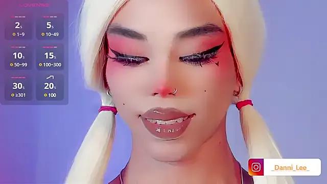 DanniLee_ on StripChat