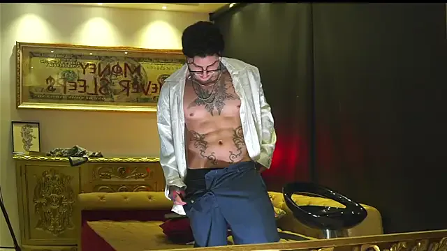 Offline dantecoppolaa_ on StripChat