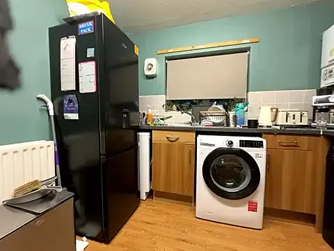 Dilfcam101 on StripChat