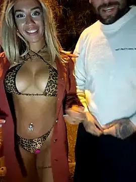 Freechat Dogging_teencouple on StripChat