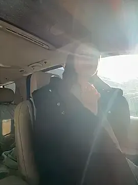 DollyTall on StripChat