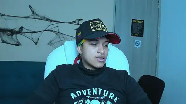 Freechat Dominick_jones on StripChat