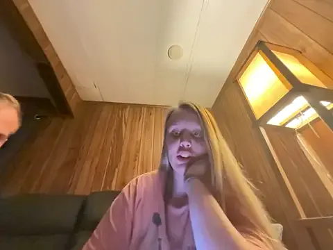 Offline DomsSexDoll69 on StripChat