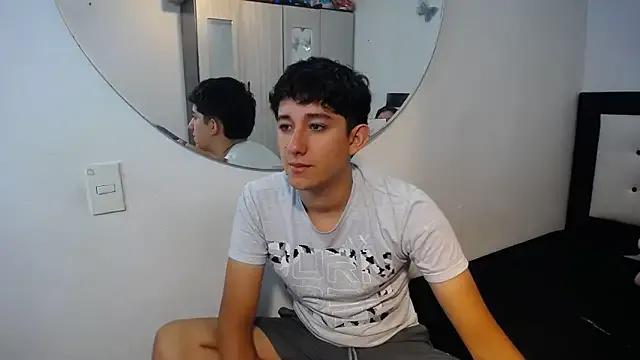 Freechat Dravith_Valery on StripChat