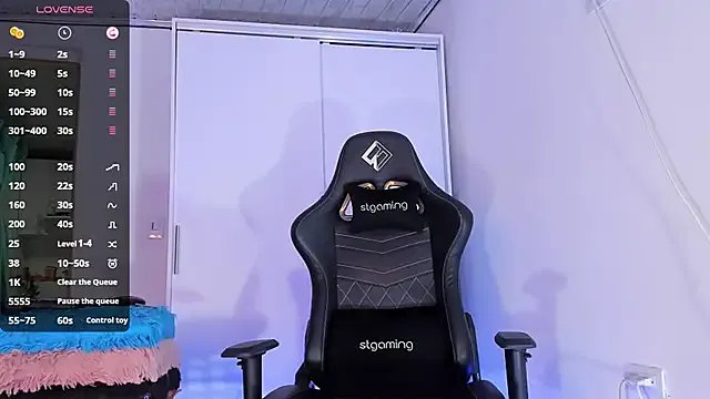 Dulce_smith_1 on StripChat