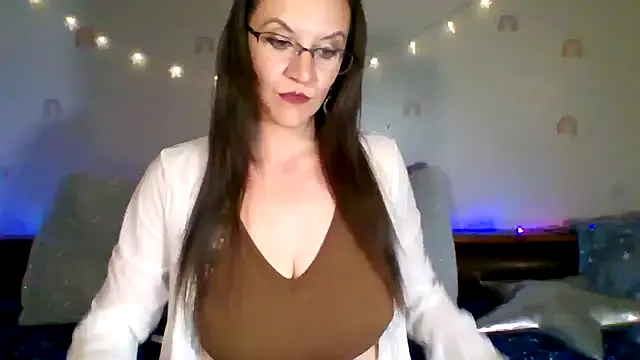 Offline easy_briezy on StripChat