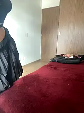 Effyvice13 on StripChat