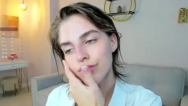 Freechat EleneButton on StripChat