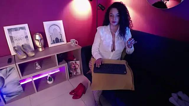Private eleonor_x on StripChat