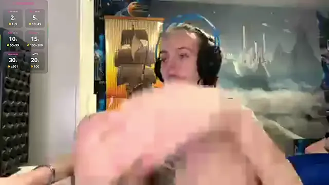 Freechat Elira_Breeze on StripChat