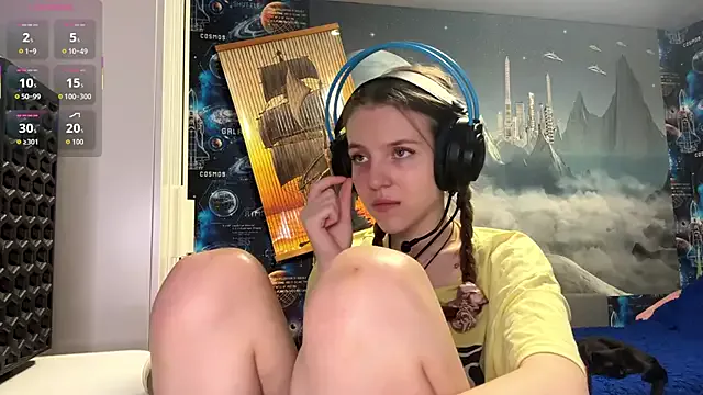 Freechat Elira_Breeze on StripChat