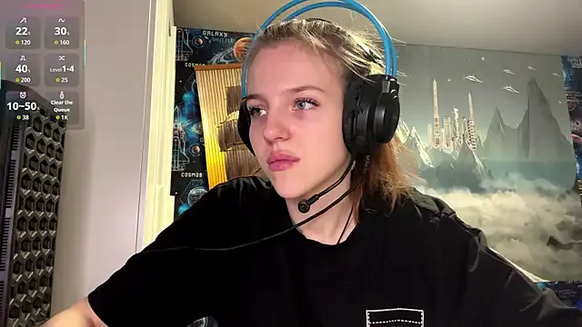 Freechat Elira_Breeze on StripChat