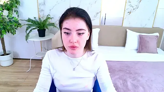 Emily_Less