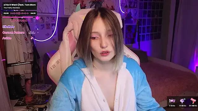 evierosen on StripChat