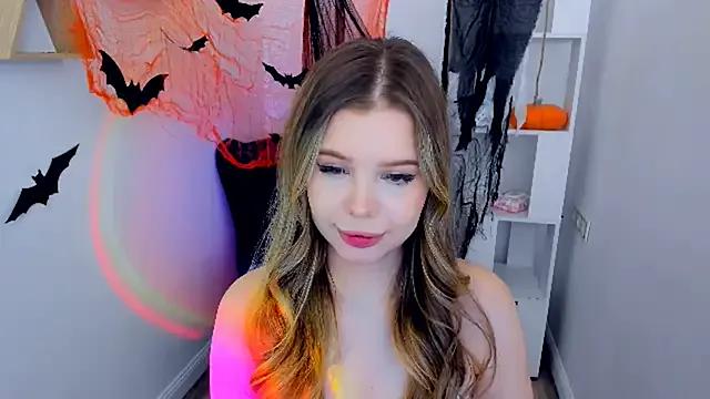 FollowLovee on StripChat 