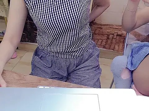 Freechat Funnygirl_9x on StripChat