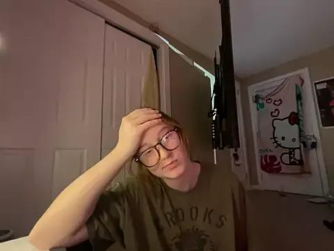 Freechat gingerbabe18 on StripChat