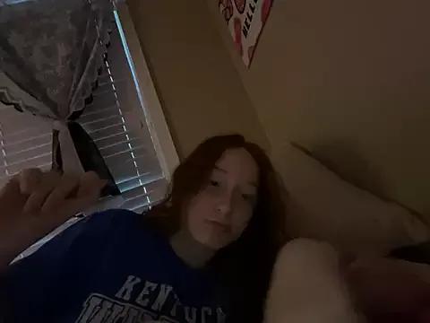 Freechat gingerbabe18 on StripChat