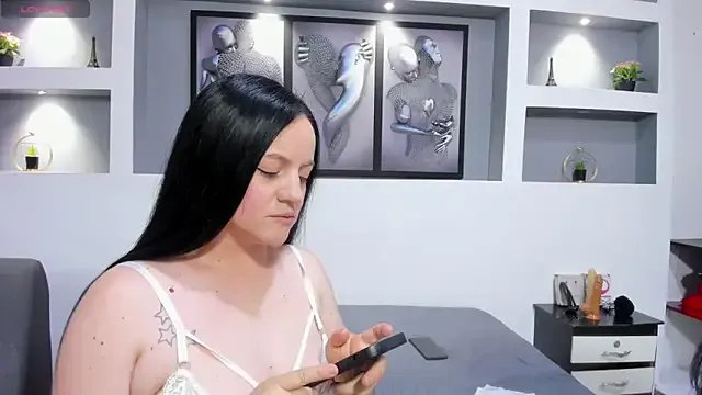 Freechat Girls_hot_2 on StripChat