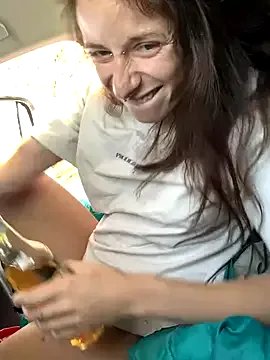 Freechat GoldenPussy1329 on StripChat