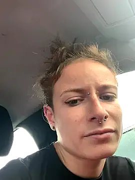 Freechat GoldenPussy1329 on StripChat