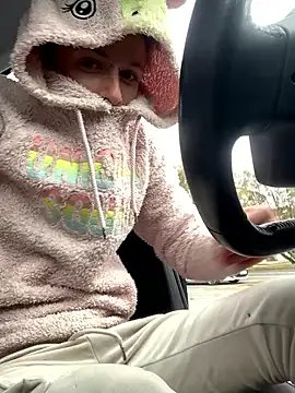 Freechat GoldenPussy1329 on StripChat