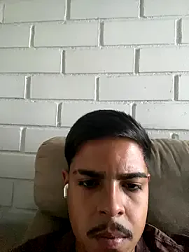 Offline guimvx on StripChat