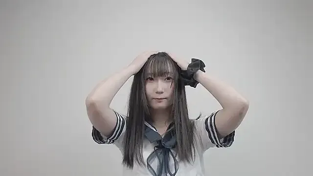 Hanna_18_cute on StripChat