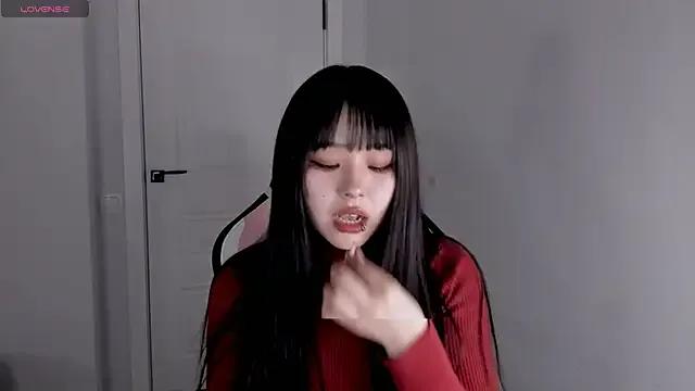 hee_young11 on StripChat 