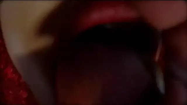 Freechat HeidiCox on StripChat