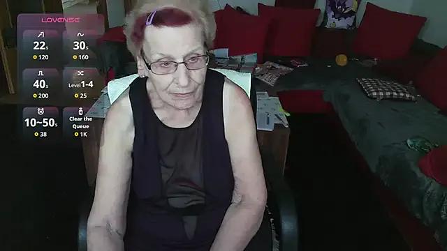 Freechat HeisseomaOriginal on StripChat