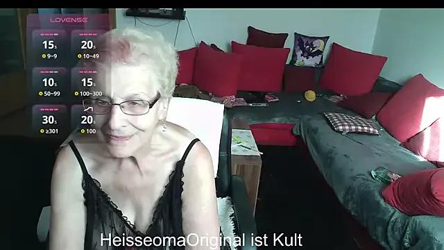 Freechat HeisseomaOriginal on StripChat