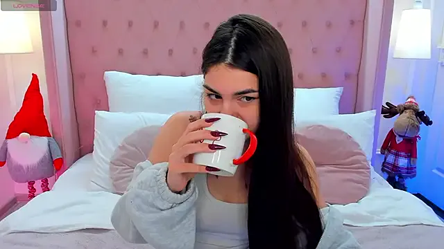 HelenTiny on StripChat 