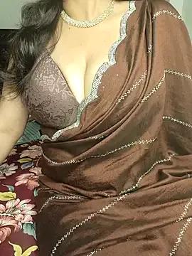 Hey_Jully — Show pussy close up and fingering