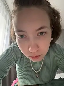 Freechat Holy_Poly on StripChat