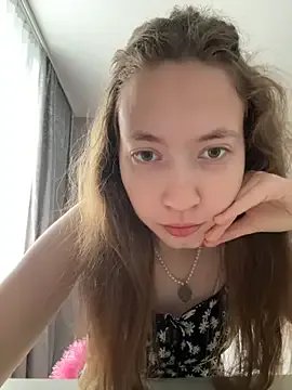 Freechat Holy_Poly on StripChat