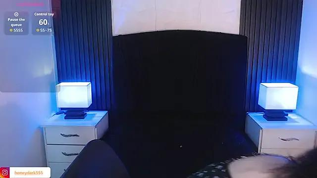 Freechat honney_dark on StripChat