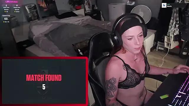 Freechat Horny_Makima on StripChat