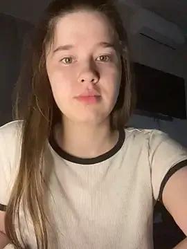 Freechat HornyGirlH on StripChat