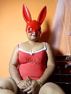 Freechat hornyriyanka on StripChat