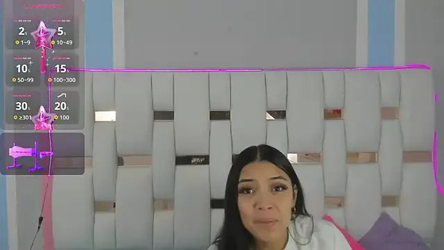 Freechat iamCharlotte19 on StripChat