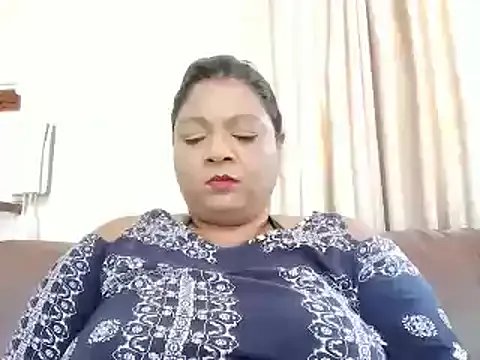 Freechat IndianDelia on StripChat