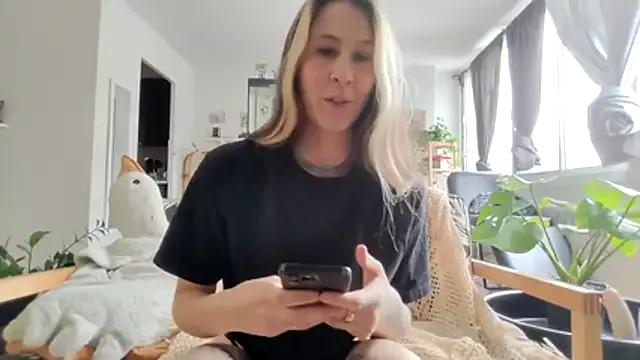 Inked_Snow_Muse's avatar