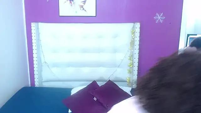 Freechat innocent_sexybaby on StripChat