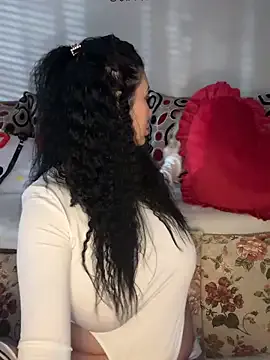 IRISWHITE17 on StripChat