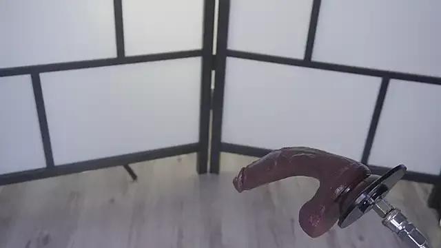 Freechat isa_red_hair on StripChat