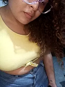 Offline isabela_rous on StripChat