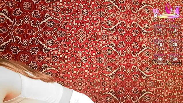 Freechat ivetabloom on StripChat